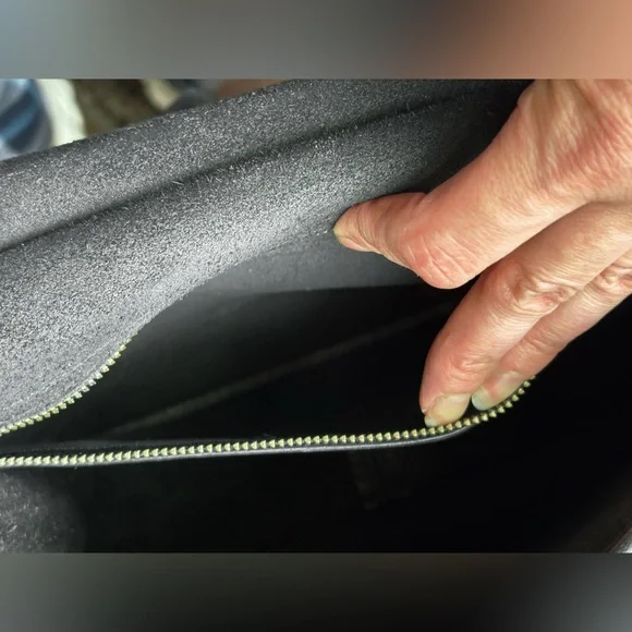 Vintage Coach Willis Bag #9927 - Picture 7 of 15